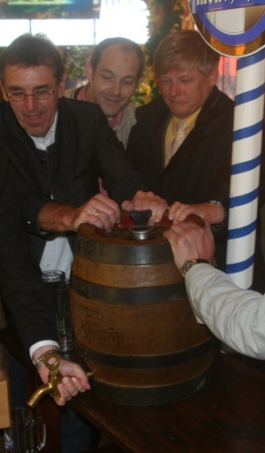 Bieranstich 2009